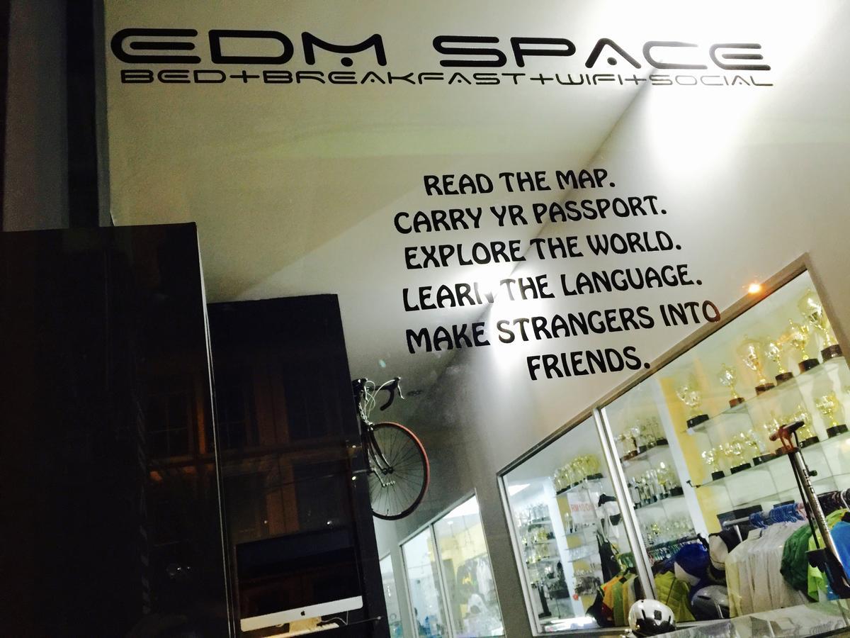 Edm Space Ipoh Buitenkant foto
