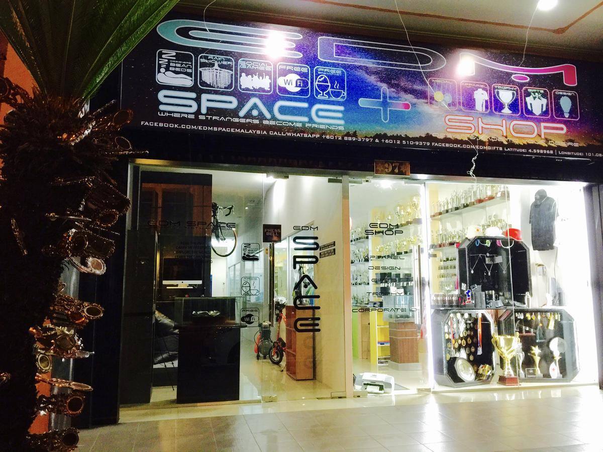 Edm Space Ipoh Buitenkant foto